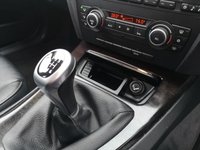 USED 2011 61 BMW 3 SERIES 2.0 318D EXCLUSIVE EDITION 4d 141 BHP &pound;30 ROAD TAX + BLACK LEATHER INTERIOR + BLUETOOTH + USB/AUX INPUTS