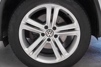 USED 2015 VOLKSWAGEN TIGUAN 2.0 TDi BlueMotion Tech R-Line 150 5dr [NAV] +FULL SERVICE HISTORY+2 KEYS+