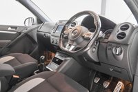 USED 2015 VOLKSWAGEN TIGUAN 2.0 TDi BlueMotion Tech R-Line 150 5dr [NAV] +FULL SERVICE HISTORY+2 KEYS+
