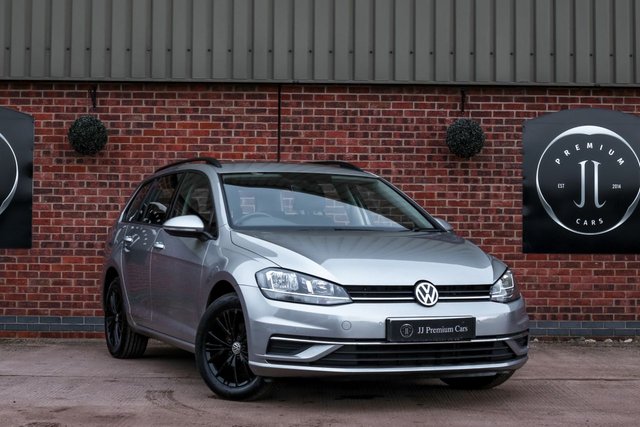 View our VOLKSWAGEN GOLF