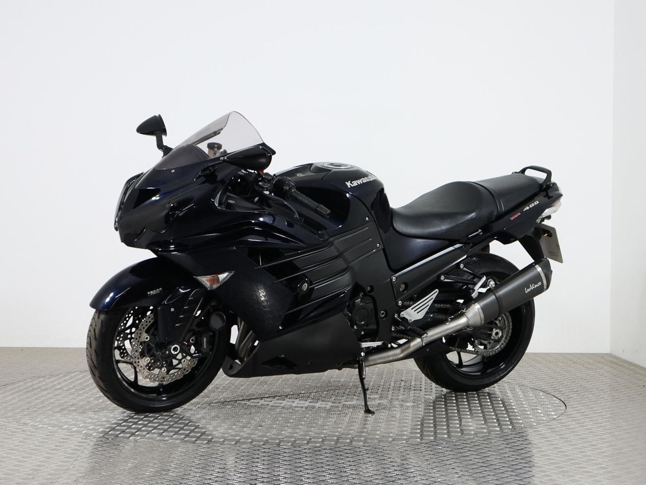 2013 KAWASAKI ZZR1400 BLUE with 8841 miles - Used Motorbikes Dealer: Macclesfield & Donington Park: The Superbike Factory 2013 KAWASAKI ZZR1400 BLUE with 8841 miles - Used Motorbikes Dealer: Macclesfield & Donington Park: The Superbike Factory