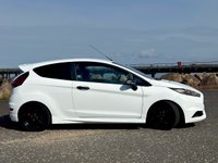 USED 2015 15 FORD FIESTA 1.6 ST-2 3d 180 BHP 