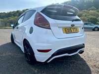 USED 2015 15 FORD FIESTA 1.6 ST-2 3d 180 BHP 