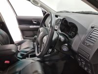 USED 2014 14 TOYOTA HI-LUX 3.0 INVINCIBLE 4X4 D-4D DCB 169 BHP Striking Pure White, Full black leather interior