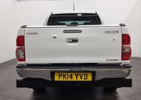 USED 2014 14 TOYOTA HI-LUX 3.0 INVINCIBLE 4X4 D-4D DCB 169 BHP Striking Pure White, Full black leather interior