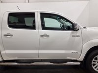 USED 2014 14 TOYOTA HI-LUX 3.0 INVINCIBLE 4X4 D-4D DCB 169 BHP Striking Pure White, Full black leather interior