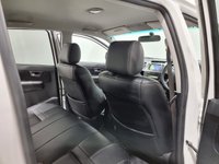 USED 2014 14 TOYOTA HI-LUX 3.0 INVINCIBLE 4X4 D-4D DCB 169 BHP Striking Pure White, Full black leather interior