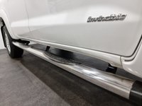 USED 2014 14 TOYOTA HI-LUX 3.0 INVINCIBLE 4X4 D-4D DCB 169 BHP Striking Pure White, Full black leather interior