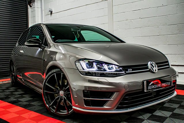 2016 P Volkswagen Golf 2.0 R 3d 298 BHP