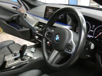 USED 2019 19 BMW 5 SERIES 2.0 530E M SPORT 4d 249 BHP SAT NAV LEATHER HEATED CRUISE VAT Q 1 OWNER SERVICE HISTORY 6 MONTHS GOLD WARRANTY