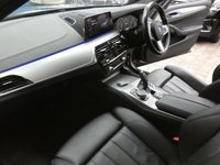 USED 2019 19 BMW 5 SERIES 2.0 530E M SPORT 4d 249 BHP SAT NAV LEATHER HEATED CRUISE VAT Q 1 OWNER SERVICE HISTORY 6 MONTHS GOLD WARRANTY
