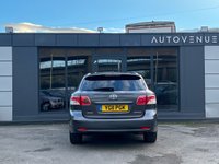 USED 2011 11 TOYOTA AVENSIS 2.0 TR D-4D  5d 125 BHP SAT NAV + CRUISE CONTROL + REVERSE CAMERA