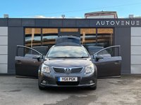 USED 2011 11 TOYOTA AVENSIS 2.0 TR D-4D  5d 125 BHP SAT NAV + CRUISE CONTROL + REVERSE CAMERA