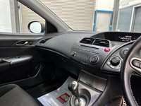 USED 2011 11 HONDA CIVIC 1.3 I-VTEC TYPE S 3d 98 BHP Air Con, Metallic Paint