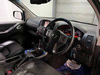 USED 2014 14 NISSAN NAVARA 2.5 DCI TEKNA 4X4 SHR DCB 188 BHP * ALLOYS * TOW BAR * ROOF RACK * LOAD COVER * AIR CON *