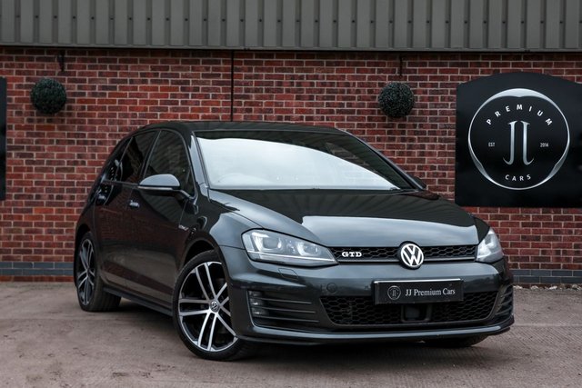 View our VOLKSWAGEN GOLF