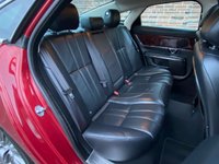 USED 2014 63 JAGUAR XJ 3.0D V6 LUXURY 4d 275 BHP 