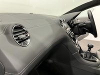 USED 2015 15 PEUGEOT RCZ 2.0 HDI GT 2d 163 BHP Striking RCZ Pearlescent white, full extended black leather