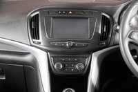 USED 2017 67 VAUXHALL ZAFIRA TOURER 1.4 DESIGN 5d 138 BHP +FULL SERVICE HISTORY+
