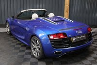USED 2011 11 AUDI R8 5.2 SPYDER V10 QUATTRO 2d 519 BHP RARE MANUAL V10, STUNNING CAR
