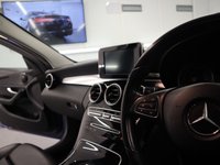 USED 2015 15 MERCEDES-BENZ C-CLASS 2.1 C300 H SE 4d 204 BHP 5 MAIN DEALER SERVICES 2 KEYS GREAT HYBRID MODEL   &pound;0.00 Cost Road Tax