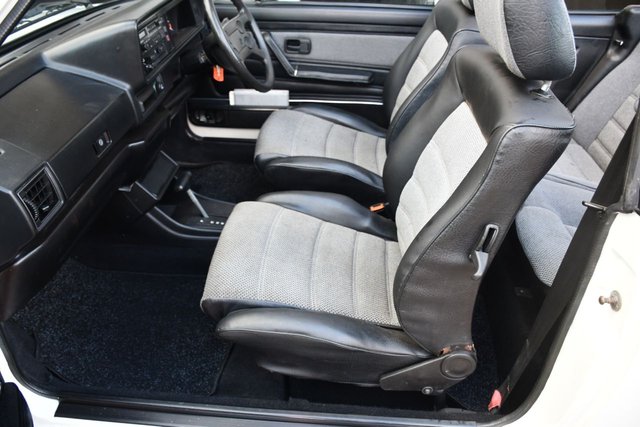 View our VOLKSWAGEN GOLF