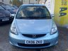 USED 2006 06 HONDA JAZZ 1.3 DSI SE 5d 82 BHP AUTOMATIC!, 1 FORMER KEEPER!, LOW MILES, LONG MOT UNTIL SEPT 2023, GREAT SERVICE HISTORY, TIMING CHAIN RUN ENGINE!, AIR CON, ELECTRIC WINDOWS AND POWER FOLDING MIRRORS, MULTI FUNCTION STEERING WHEEL, CD/RADIO/AUX, REMOTE CENTRAL LOCKING AND ALLOY WHEELS. SMALL, LOW MILEAGE AUTOMATIC CARS ARE VERY SOUGHT AFTER AND WONT BE AROUND FOR LONG.