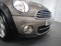 USED 2013 62 MINI HATCH COOPER 1.6 COOPER D 3d 112 BHP WITH OVER &pound;4000 OF FACTORY EXTRAS THIS IS A GREAT CAR