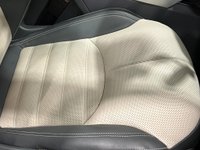 USED 2015 65 LAND ROVER RANGE ROVER EVOQUE 2.0 TD4 HSE DYNAMIC 5d 177 BHP Spectacular Yulong white, Dual leather ebony / cirrus , panoramic glass roof,