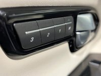 USED 2015 65 LAND ROVER RANGE ROVER EVOQUE 2.0 TD4 HSE DYNAMIC 5d 177 BHP Spectacular Yulong white, Dual leather ebony / cirrus , panoramic glass roof,