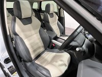 USED 2015 65 LAND ROVER RANGE ROVER EVOQUE 2.0 TD4 HSE DYNAMIC 5d 177 BHP Spectacular Yulong white, Dual leather ebony / cirrus , panoramic glass roof,