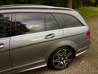 USED 2012 62 MERCEDES-BENZ C-CLASS 3.0 C350 CDI BLUEEFFICIENCY AMG SPORT PLUS 5d AUTO 262 BHP FULL MERCEDES MAIN DEALER SERVICE HISTORY//REAR PARKING CAMERA//1/2 LEATHER /SUEDE HEATED SEATS //REMOVABLE TOWBAR-ONLY CARRIED BIKES//CRUISE CONTROL//SAT NAV//FRONT AND REAR PARK SENSORS//ELECTRIC FOLD MIRRORS AND FRONT SEATS 262 BHP FULL MERCEDES MAIN DEALER/SPECIALIST SERVICE HISTORY//REAR PARKING CAMERA//1/2 LEATHER /SUEDE HEATED SEATS //REMOVABLE TOWBAR//CRUISE CONTROL//SAT NAV//FRONT AND REAR PARK SENSORS/ELECTRIC FOLD MIRRORS AND FRONT SEATS//NEW FRONT TYRES AND RECENT REARS