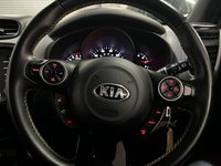 USED 2015 15 KIA SOUL 1.6 CRDI CONNECT PLUS 5d 126 BHP * ALLOY WHEELS * CLIMATE * NAVIGATION * REVERSING CAMERA *