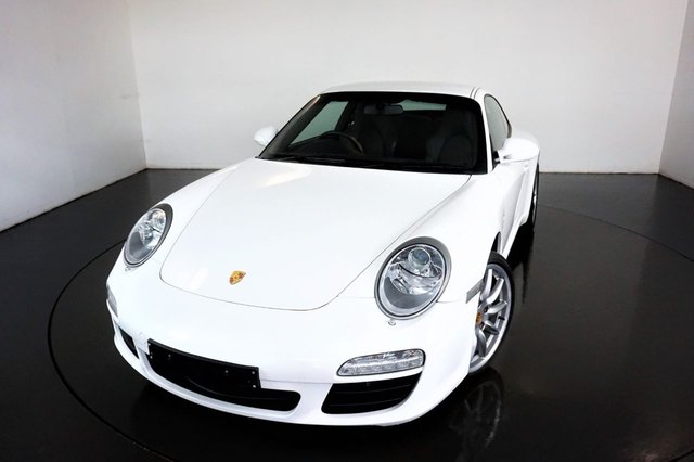 2010 10 Porsche 911 997 GEN 2 3.6 CARRERA  2d-2 OWNER CAR-LAST KEEPER 11 YEARS-FANTASTIC LOW MILEAGE-HEATED BLACK LEATHER INTERIOR-CRUISE CONTROL-REAR PARKING SENSORS-TELEPHONE MODULE-EXTENDED NAVIGATION MODULE-SPORTS SEATS-19
