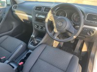 USED 2010 60 VOLKSWAGEN GOLF 1.2 S TSI 3d 103 BHP 12 SERVICES, LOW MILEAGE, ALLOY WHEELS, JUST HAD MOT 14/11/22