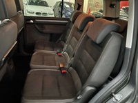 USED 2015 64 VOLKSWAGEN TOURAN 1.6 SE TDI BLUEMOTION TECHNOLOGY 5d 103 BHP * PARK SENSORS * ALLOYS *  PRIVACY * AIR CON * 7 SEATS *
