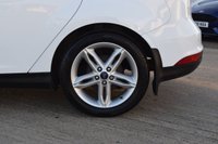 USED 2015 65 FORD FOCUS 1.5 ZETEC TDCI 5d 118 BHP 