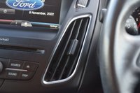 USED 2015 65 FORD FOCUS 1.5 ZETEC TDCI 5d 118 BHP 