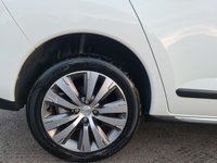 USED 2014 14 PEUGEOT 3008 1.6 HDI ACTIVE 5d 115 BHP PEUGEOT 3008 1.6 HDI ACTIVE 5d 115 BHP