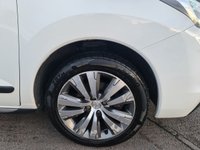 USED 2014 14 PEUGEOT 3008 1.6 HDI ACTIVE 5d 115 BHP PEUGEOT 3008 1.6 HDI ACTIVE 5d 115 BHP