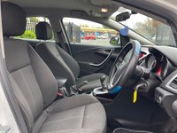 USED 2014 64 VAUXHALL ASTRA 1.4 SRI 5d 98 BHP 