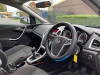 USED 2014 64 VAUXHALL ASTRA 1.4 SRI 5d 98 BHP 