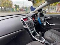 USED 2014 64 VAUXHALL ASTRA 1.4 SRI 5d 98 BHP 