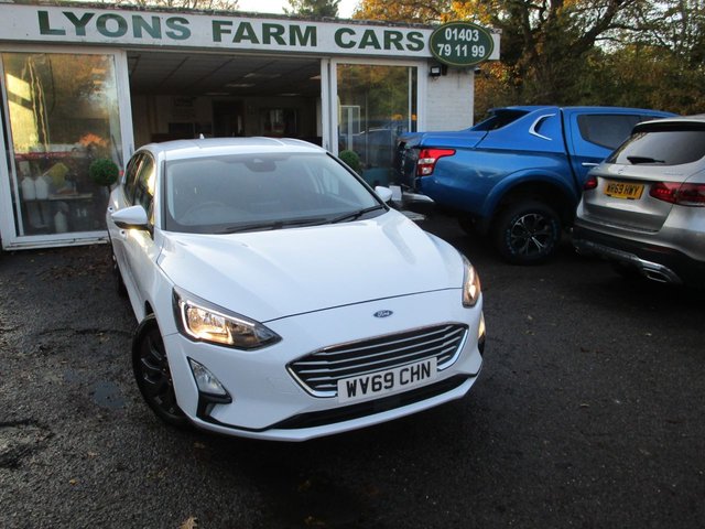 2019 69 Ford Focus 1.0 ZETEC 5d 99 BHP