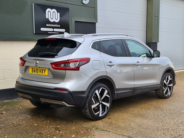 View our NISSAN QASHQAI