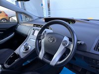 USED 2013 63 TOYOTA PRIUS 1.8 T SPIRIT VVT-I  5d 99 BHP FULL SERVICE HISTORY + HEADS UP DISPLAY + SAT NAV + REAR CAMERA