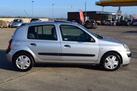 USED 2005 05 RENAULT CLIO 1.1 EXPRESSION 16V 5d 75 BHP 