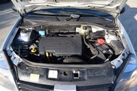 USED 2005 05 RENAULT CLIO 1.1 EXPRESSION 16V 5d 75 BHP 