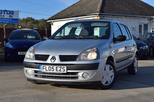 2005 05 Renault Clio 1.1 EXPRESSION 16V 5d 75 BHP