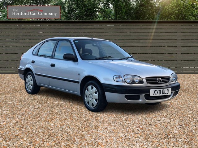 2000 X Toyota Corolla 1.6 VIDA VVT-I 5d 109 BHP